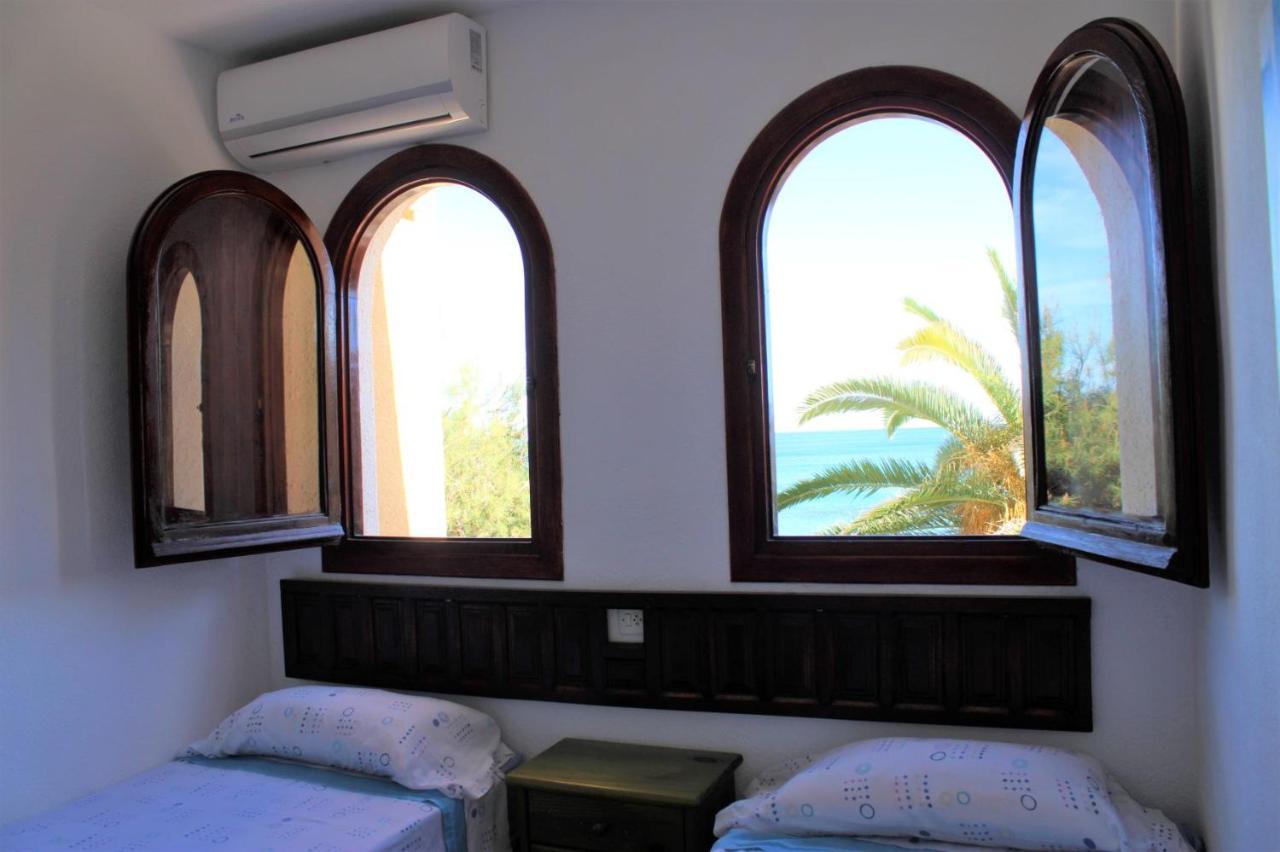Bungalo En Primera Linea De La Playa El Campello Bagian luar foto